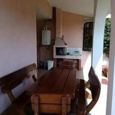 In Mit Privatem Garten