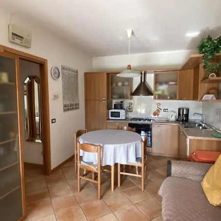 In Mit Privatem Garten Appartement